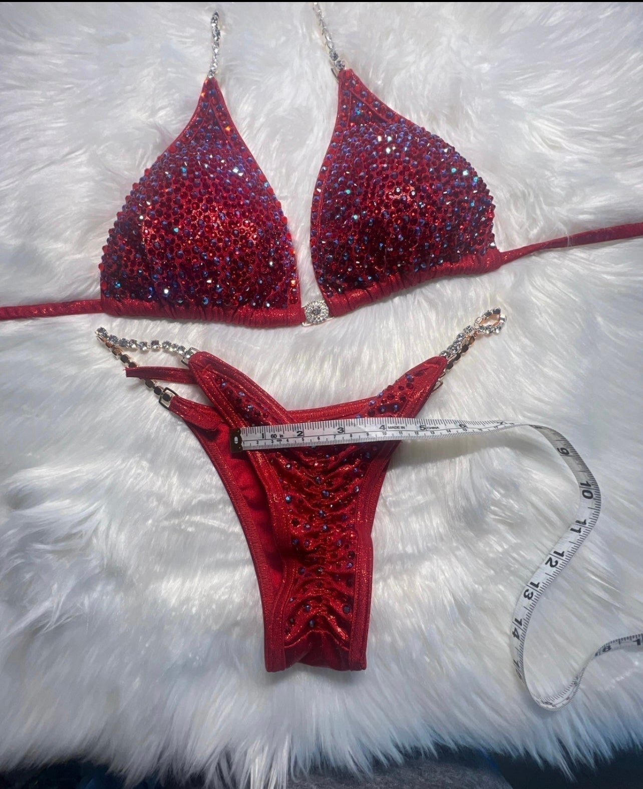 RENTAL Tiffany's Red Scatter design - 3 shades - M/L. PRO