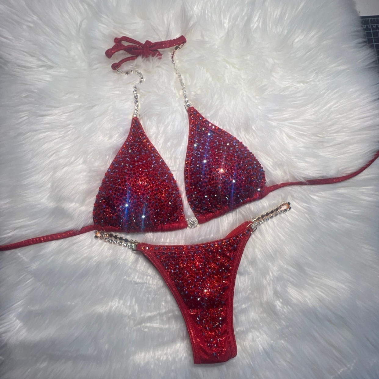 RENTAL Tiffany's Red Scatter design - 3 shades - M/L. PRO