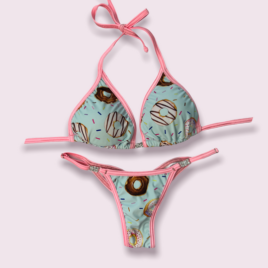 Cotton candy donut posing suit