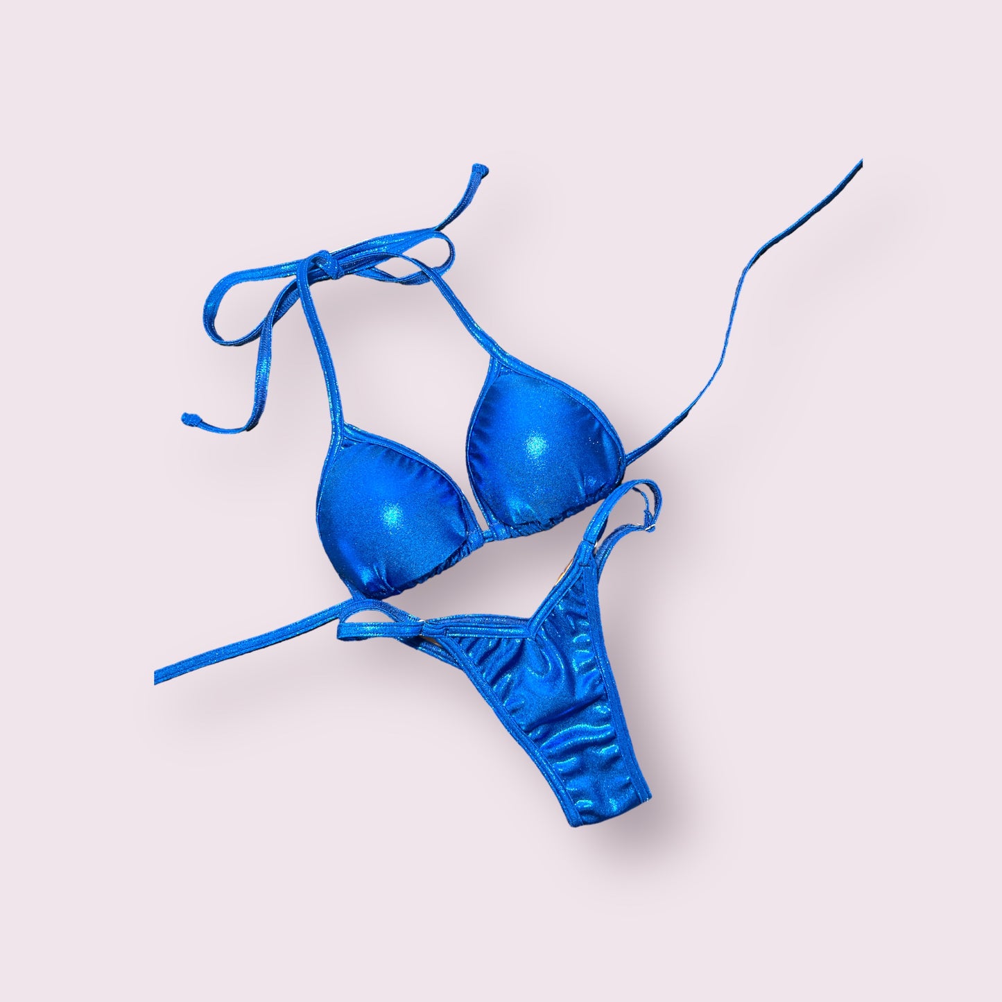 Wellness posing suit